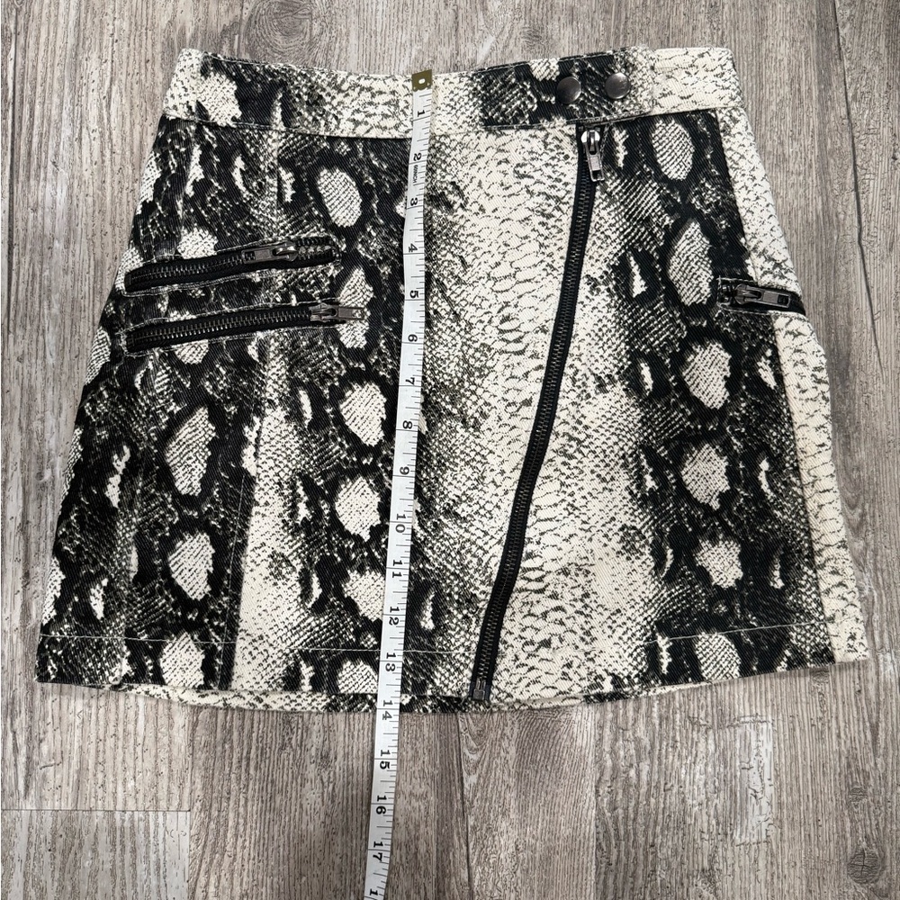 Princess Polly Black and White Snake Print Mini Skirt - Picture 2 of 6